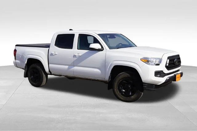 Certified Used 2023 White Toyota SR image 3