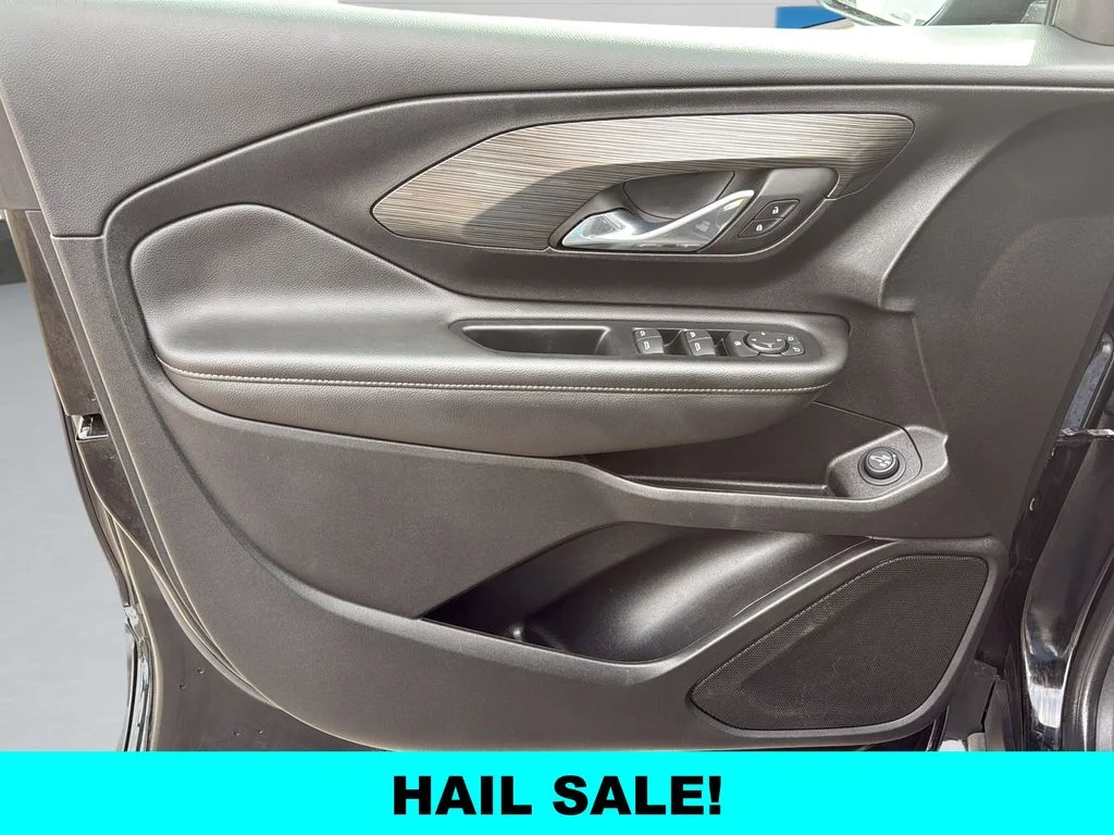 Used 2023 Black GMC SLE image 11