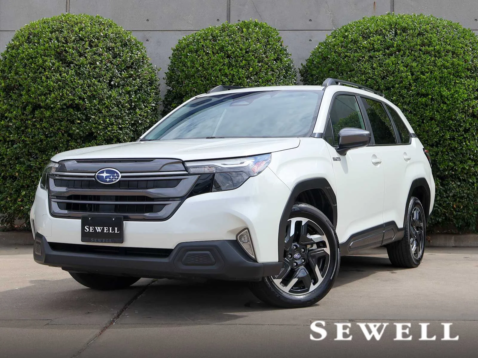 2025 Subaru Forester Premium Hybrid