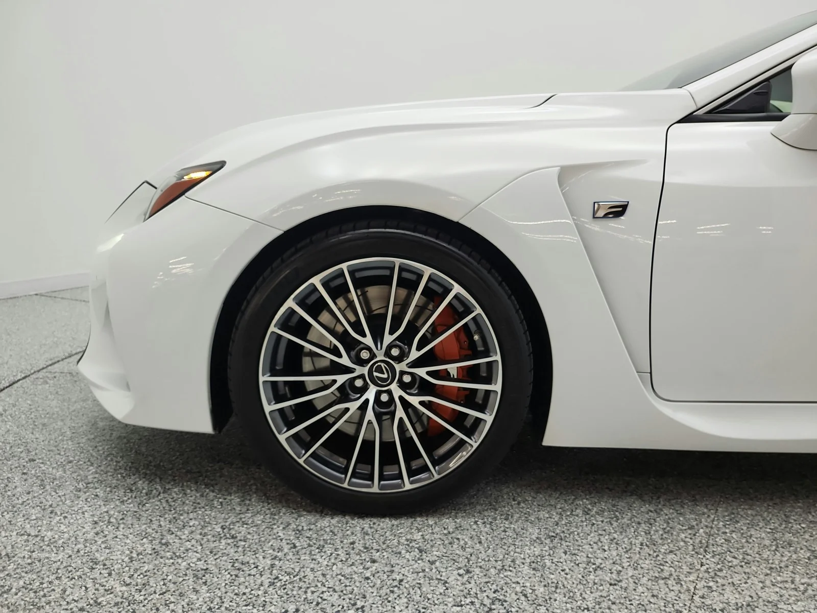 Used 2015 Ultra White Lexus  image 30