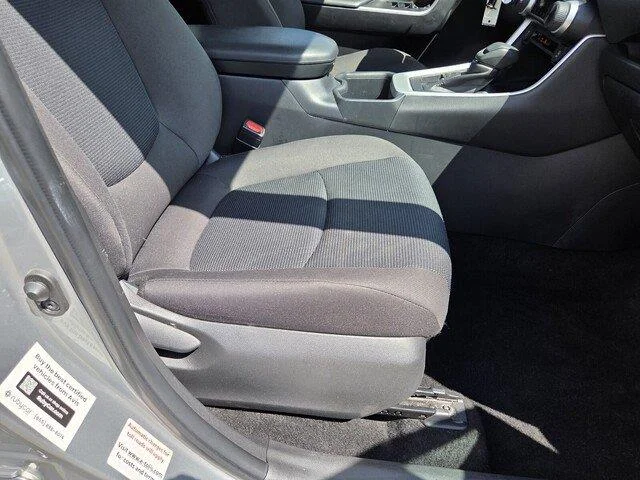 Used 2025 Silver Sky Metallic Toyota LE image 31