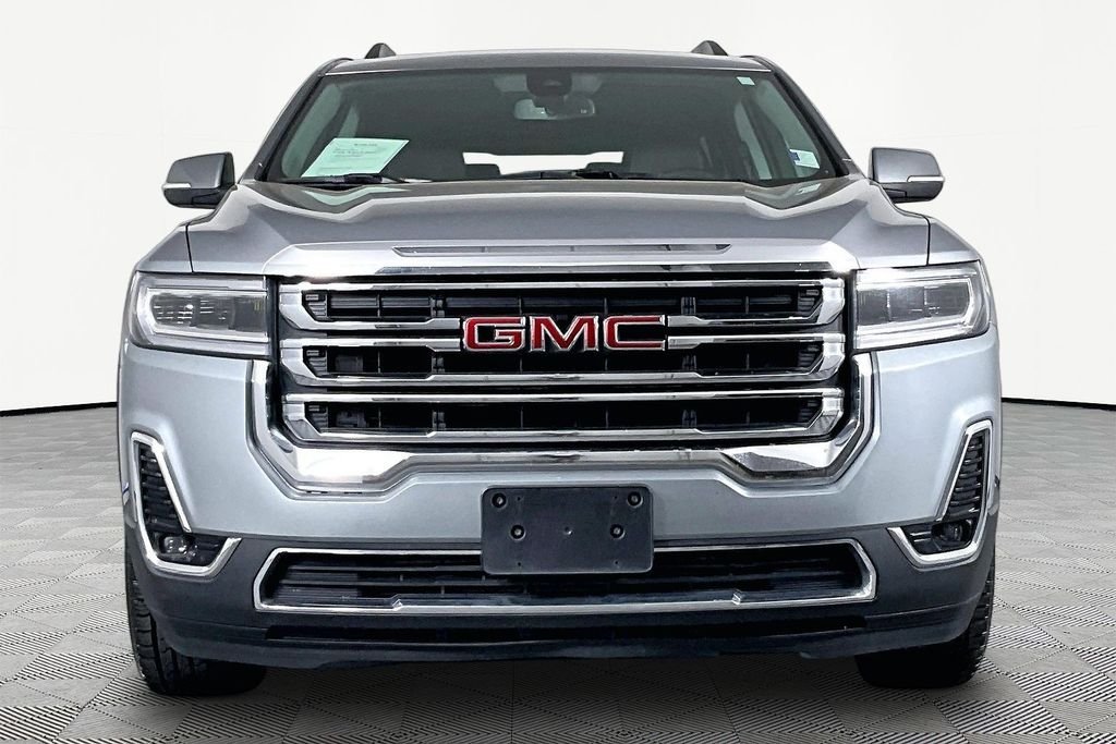 Used 2023 Silver GMC SLT image 2