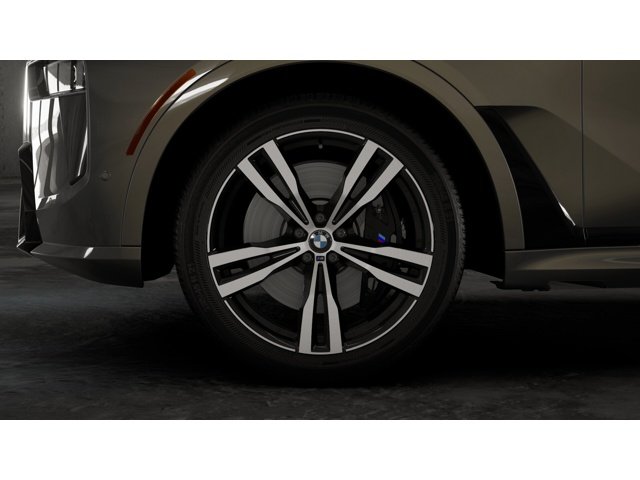 New 2026 Dravit Grey Metallic BMW M60i image 7