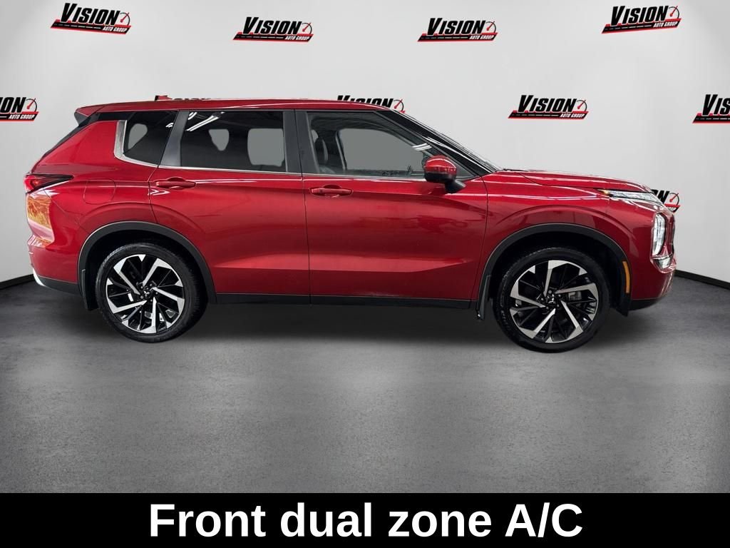 Used 2024 Red Mitsubishi SE image 4