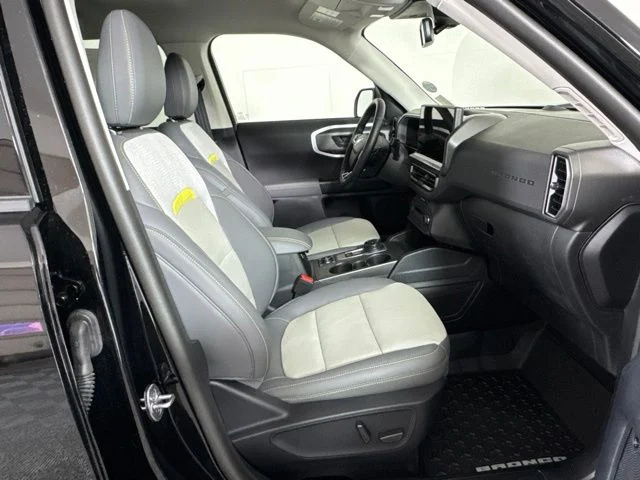 New 2026 Shadow Black Ford Badlands image 4