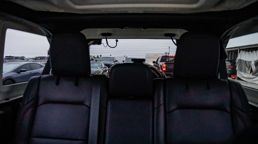 New 2026 Black Clearcoat Jeep Rubicon image 27