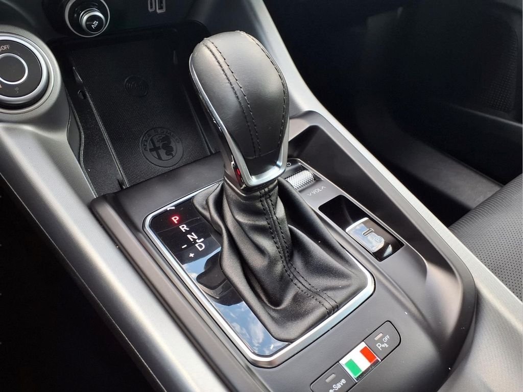Used 2024 Red Alfa Romeo Ti image 18