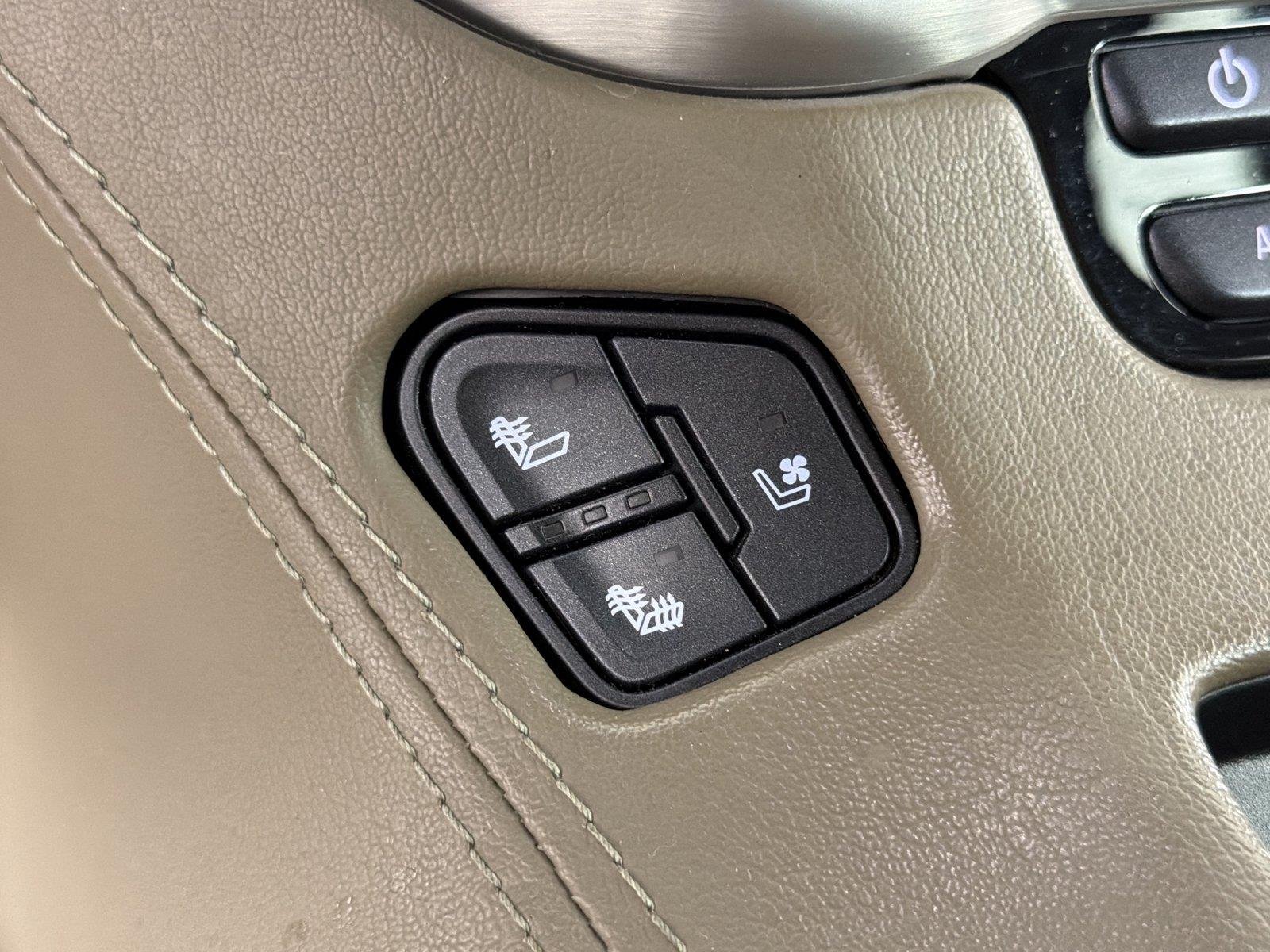 Used 2017 SUMMIT WHITE GMC SLT image 32