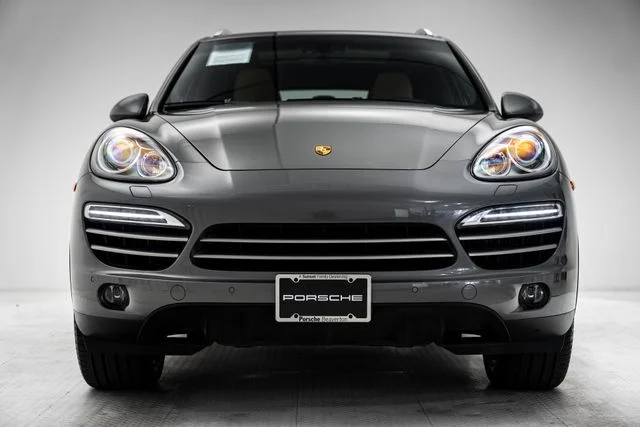 Used 2014  Porsche Diesel Platinum Edition image 53
