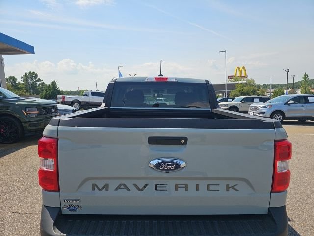 Used 2024 Green Ford XLT image 5
