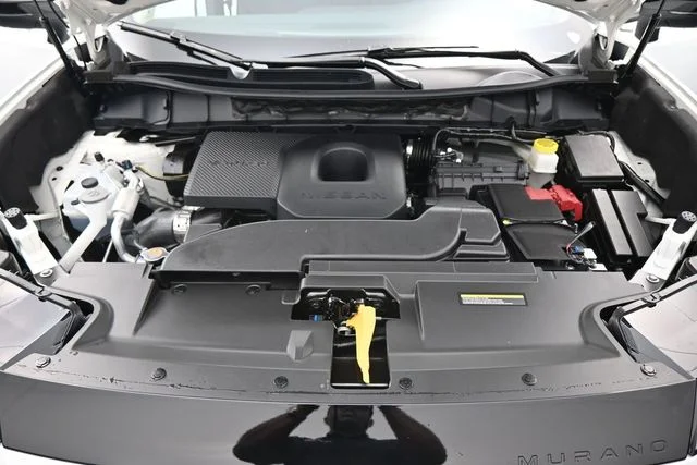 New 2026 Everest White Pearl TriCoat Nissan SL image 33