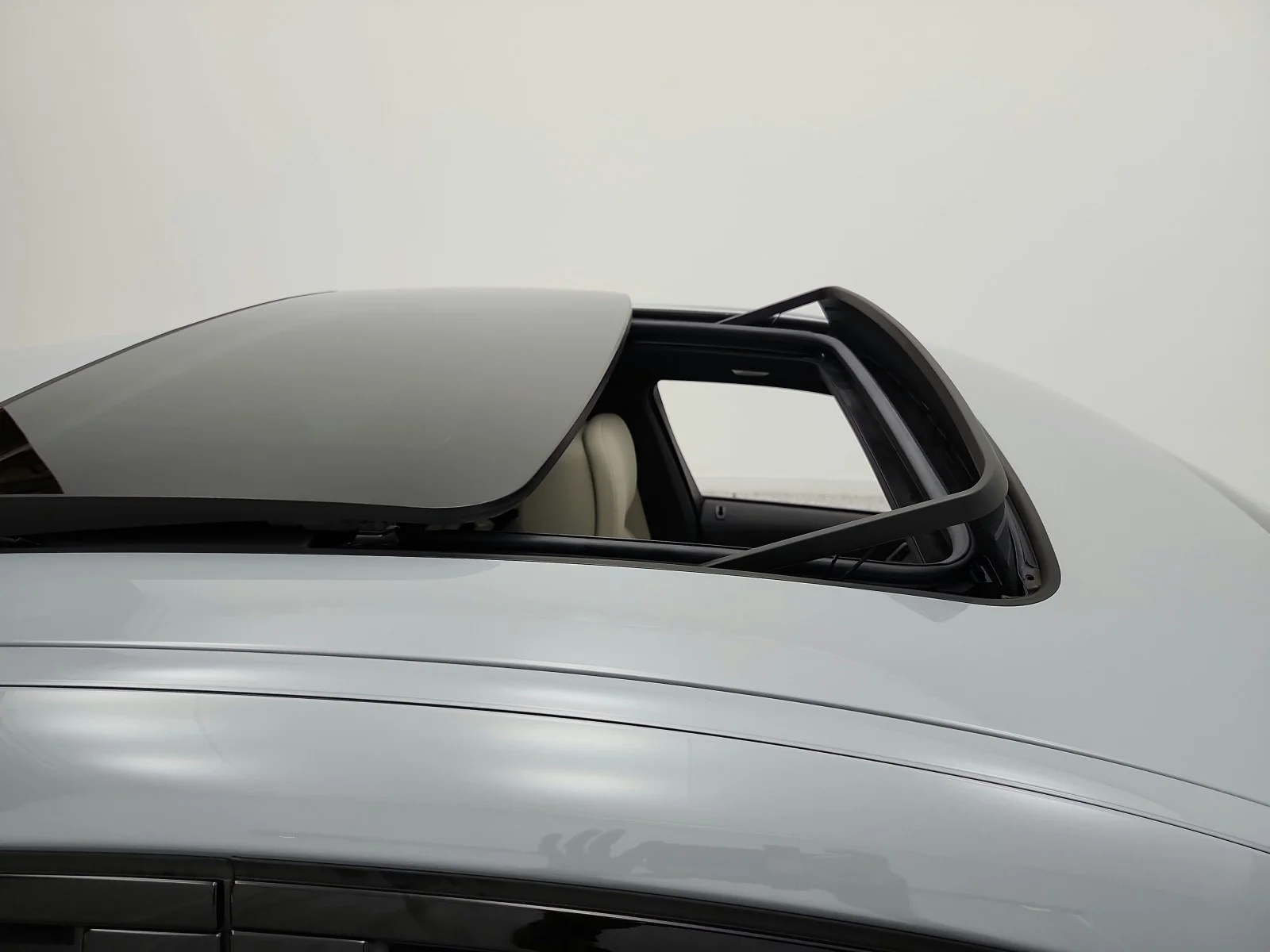 Used 2025 Brooklyn Grey Metallic BMW M60i Sports Activity Coupe image 18