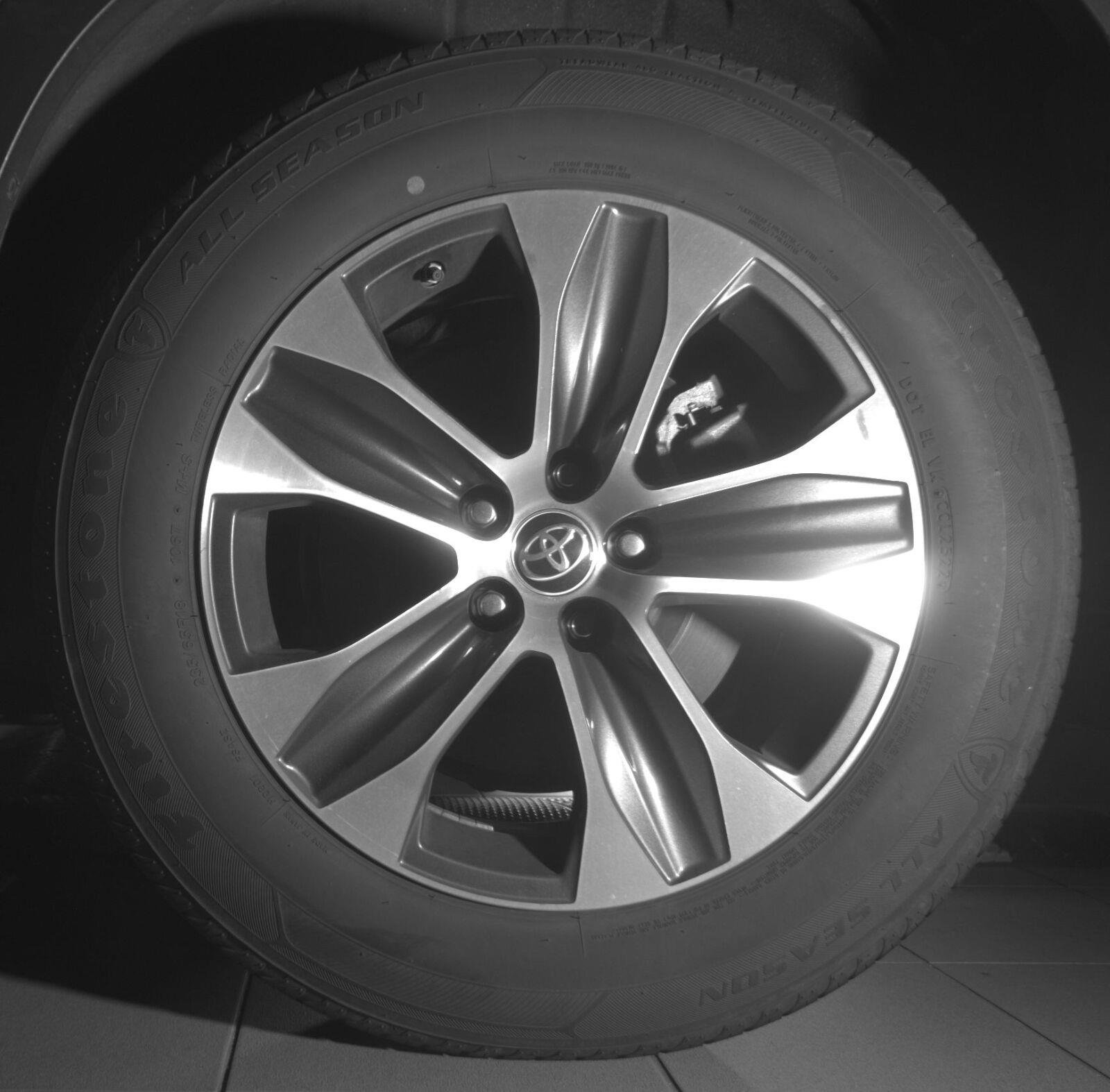 Used 2021 Midnight Black Metallic Toyota XLE image 7