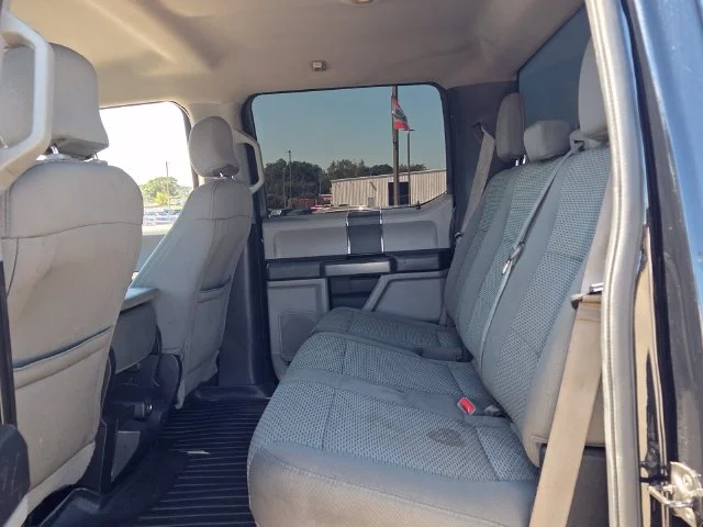 Used 2016 Black Ford XLT image 6