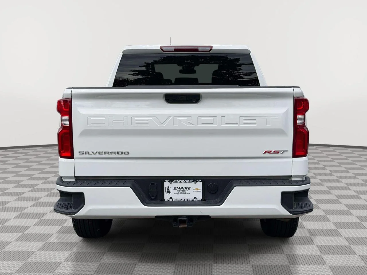 Used 2026 Summit White Chevrolet 4WD Crew Cab Short Bed RST image 4