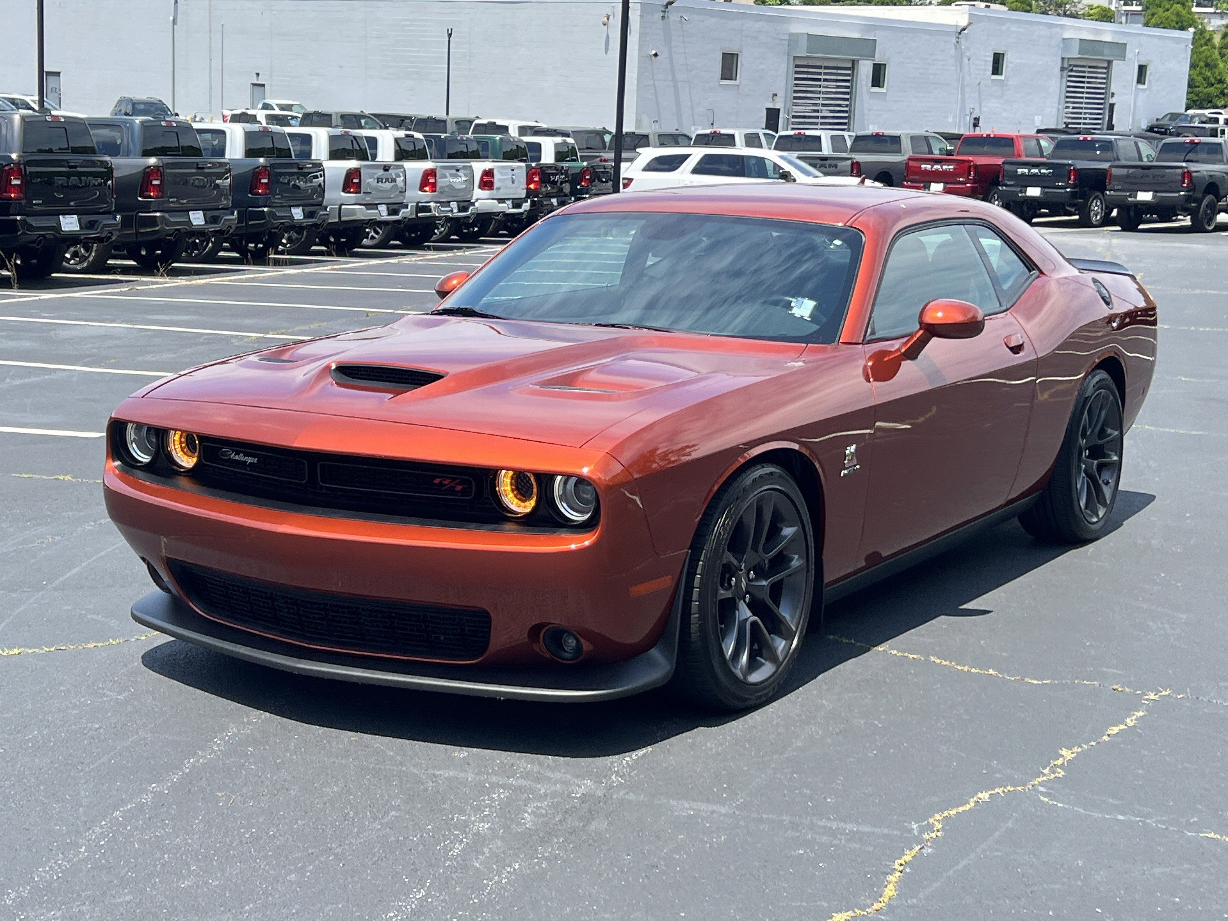 Used 2022 Sinamon Stick Dodge R/T Scat Pack image 3