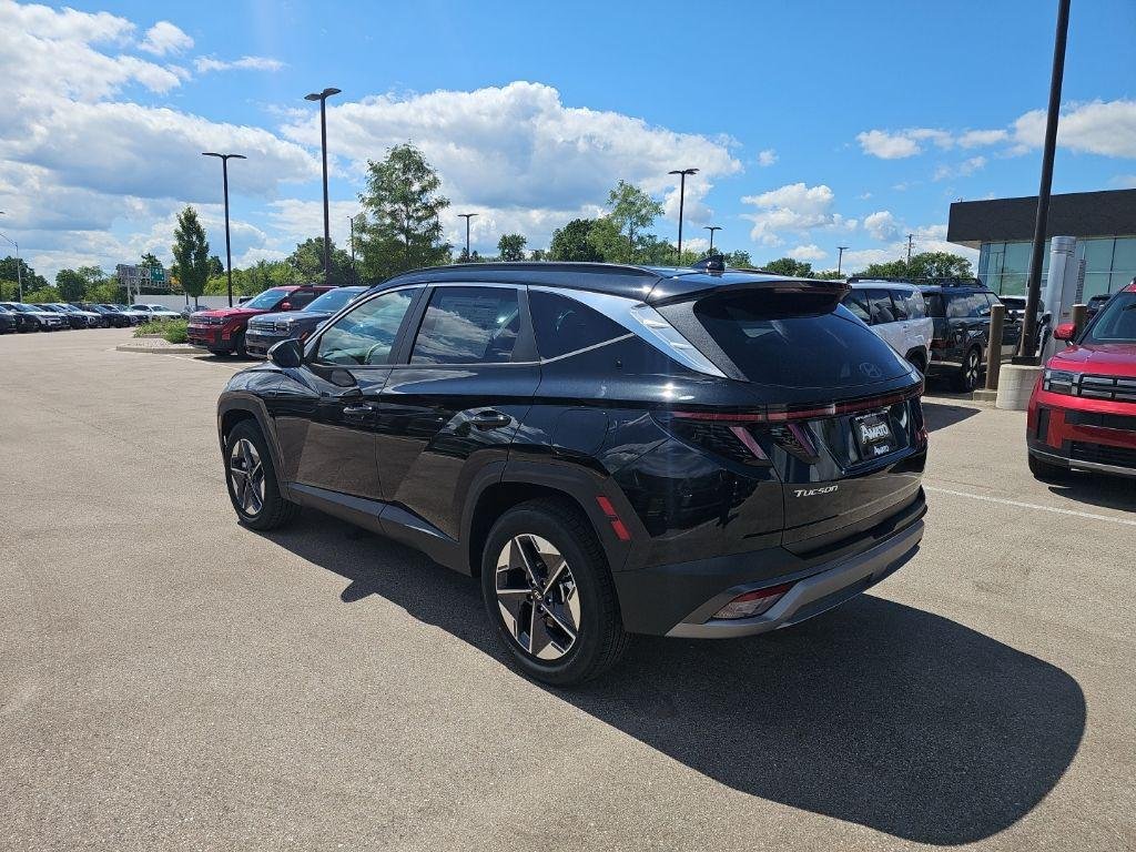 New 2026 Black Hyundai SEL Premium AWD image 3