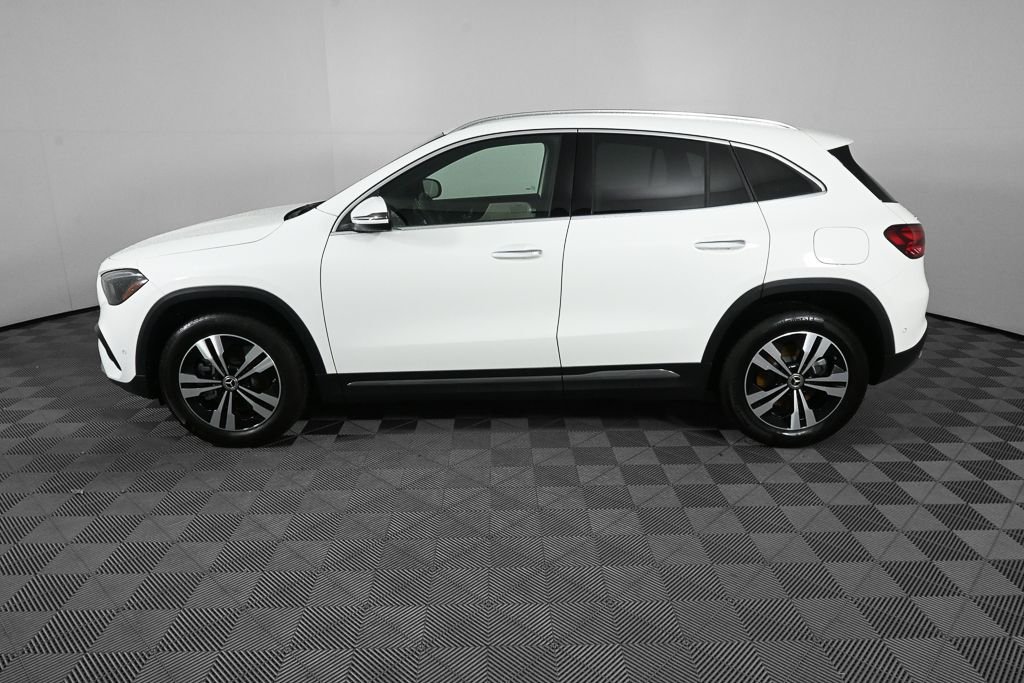 Certified Used 2026 White Mercedes-Benz GLA 250 image 3