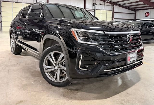 2024 Volkswagen Atlas Cross Sport 2.0T SEL R-Line