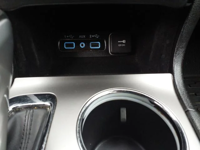 Used 2018 Billet Silver Metallic Jeep Altitude image 26