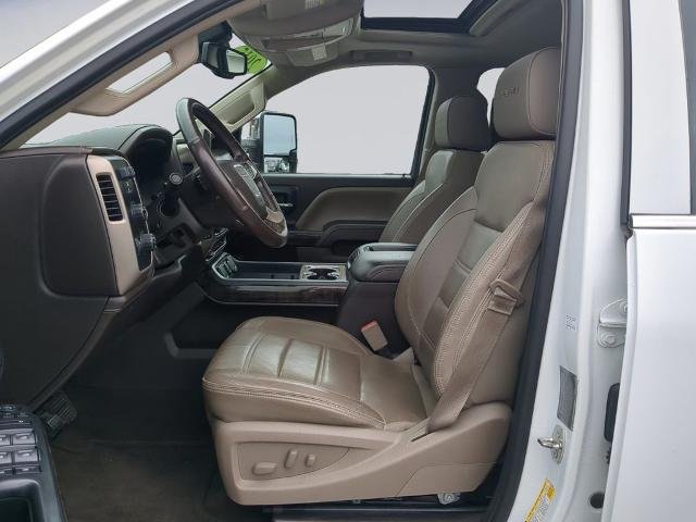 Used 2015 Summit White GMC  image 12