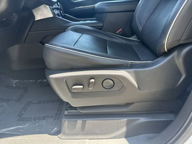 Used 2021 White Chevrolet Premier image 30