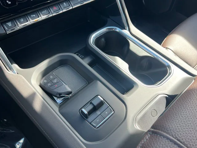 2026 GMC Sierra 3500HD Denali - Photo 14