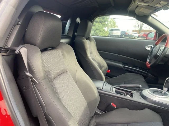 Used 2007 Red Nissan Enthusiast image 19