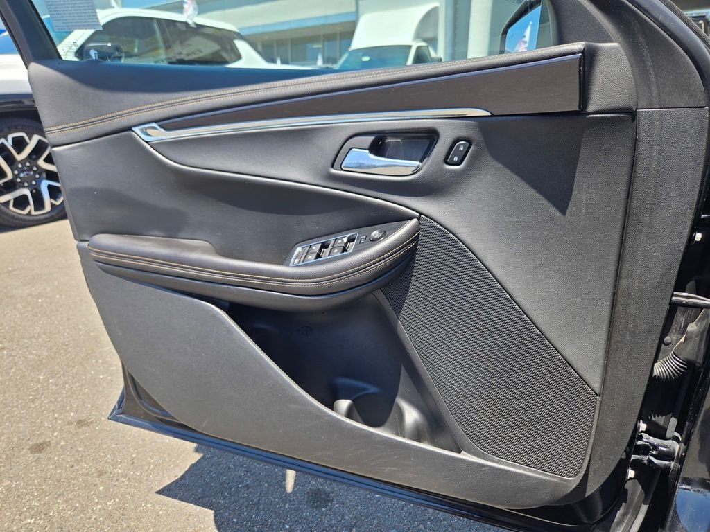 Used 2017 Black Chevrolet Premier image 13
