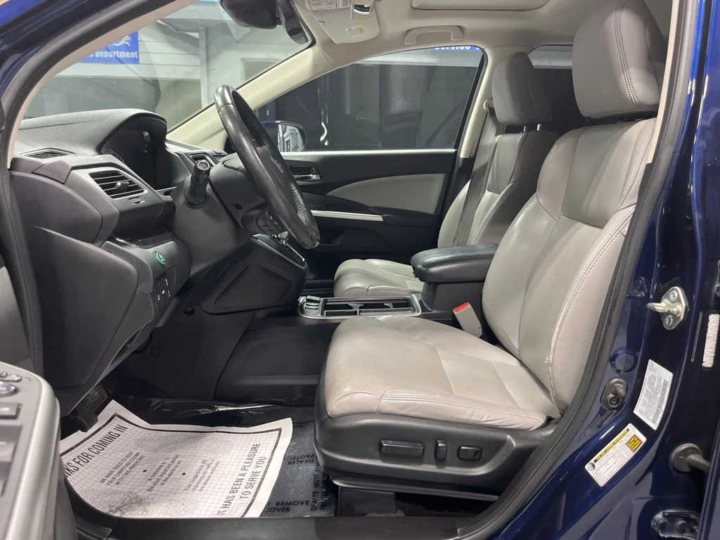Certified Used 2016 Obsidian Blue Pearl Honda Touring image 11