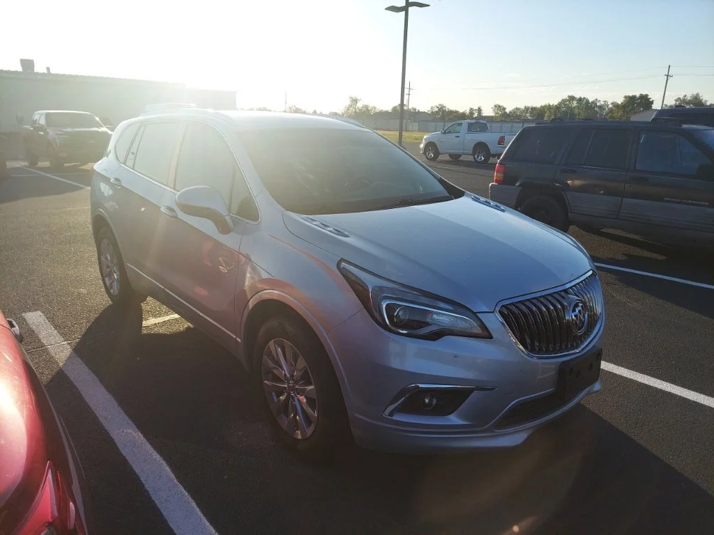 Used 2017 Silver Buick Essence image 1