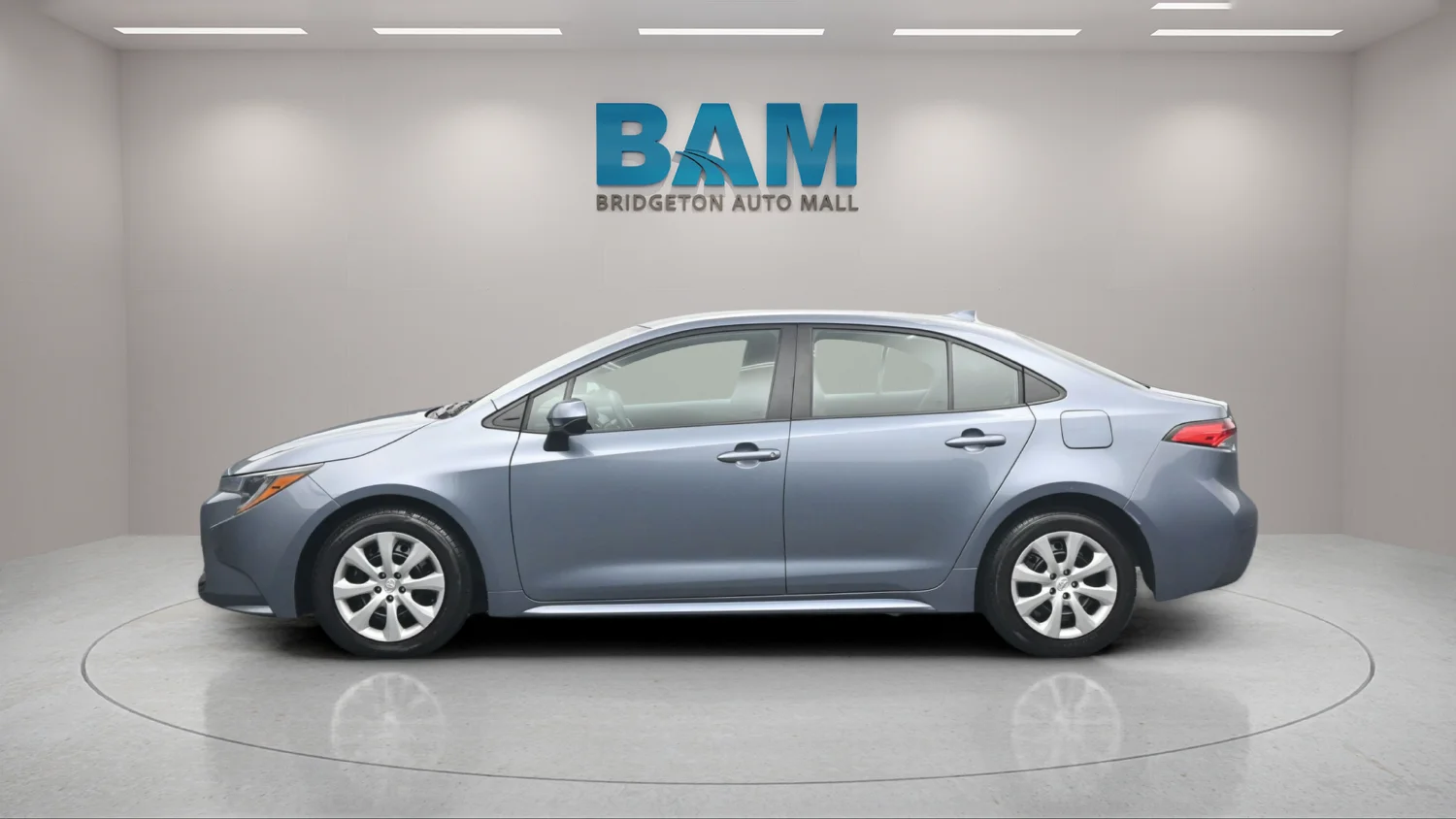 Used 2024 Gray Toyota LE image 3