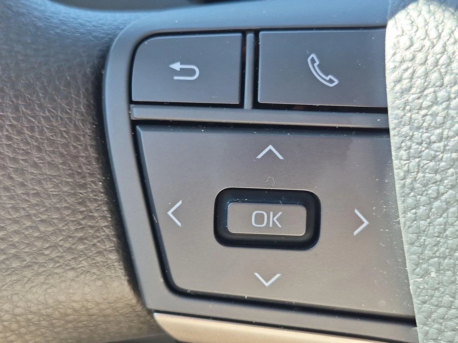 Used 2026 Underground Toyota LE image 19