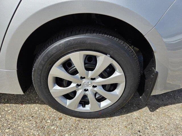 Used 2026 Classic Silver Metallic Toyota LE image 23