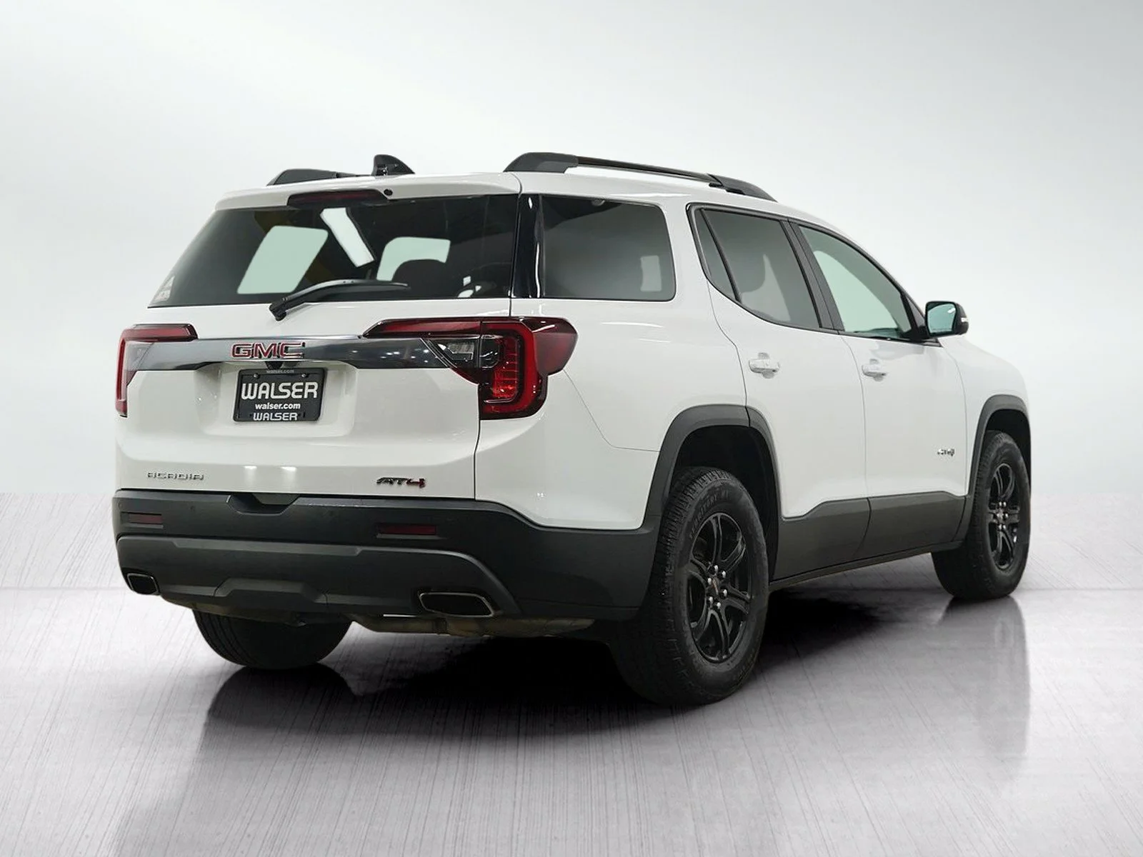 Used 2022 Summit White GMC AT4 image 5