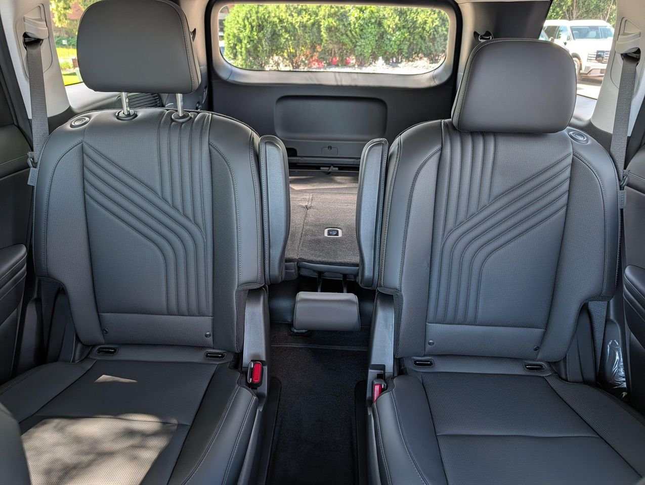 New 2026 Titan Green Hyundai SEL Premium 7P image 7