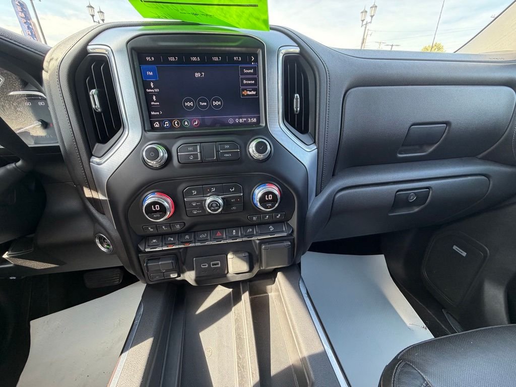 Used 2020 Black GMC SLT image 13