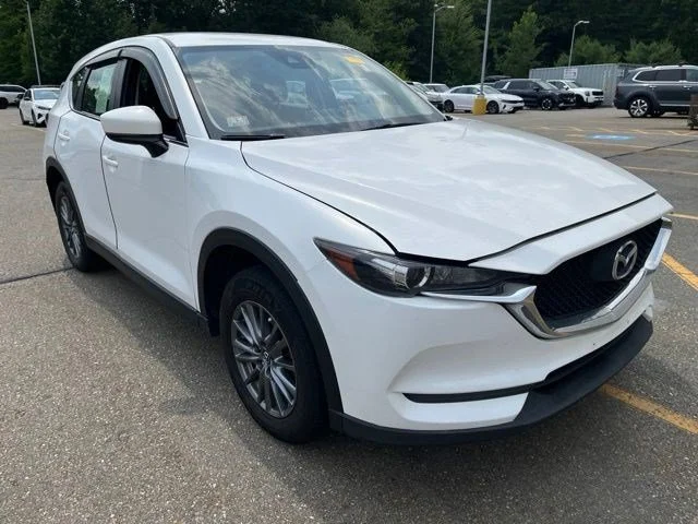Used 2017 Snowflake White Pearl Mica Mazda Sport image 1