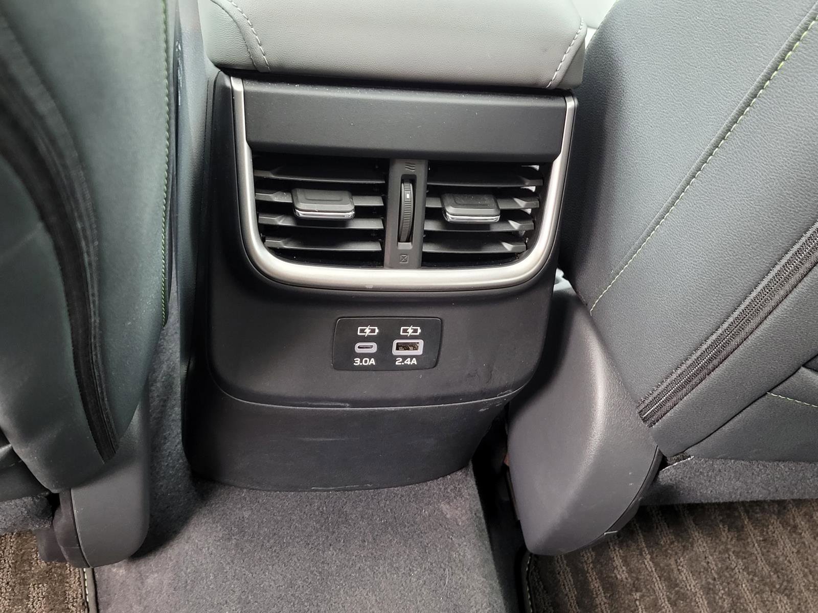 Certified Used 2025 Crystal Black Silica Subaru Onyx Edition image 25