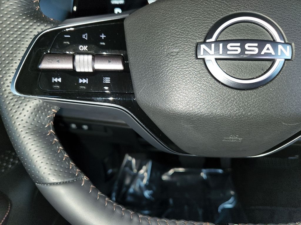 Certified Used 2023 Black Nissan ENGAGE image 25