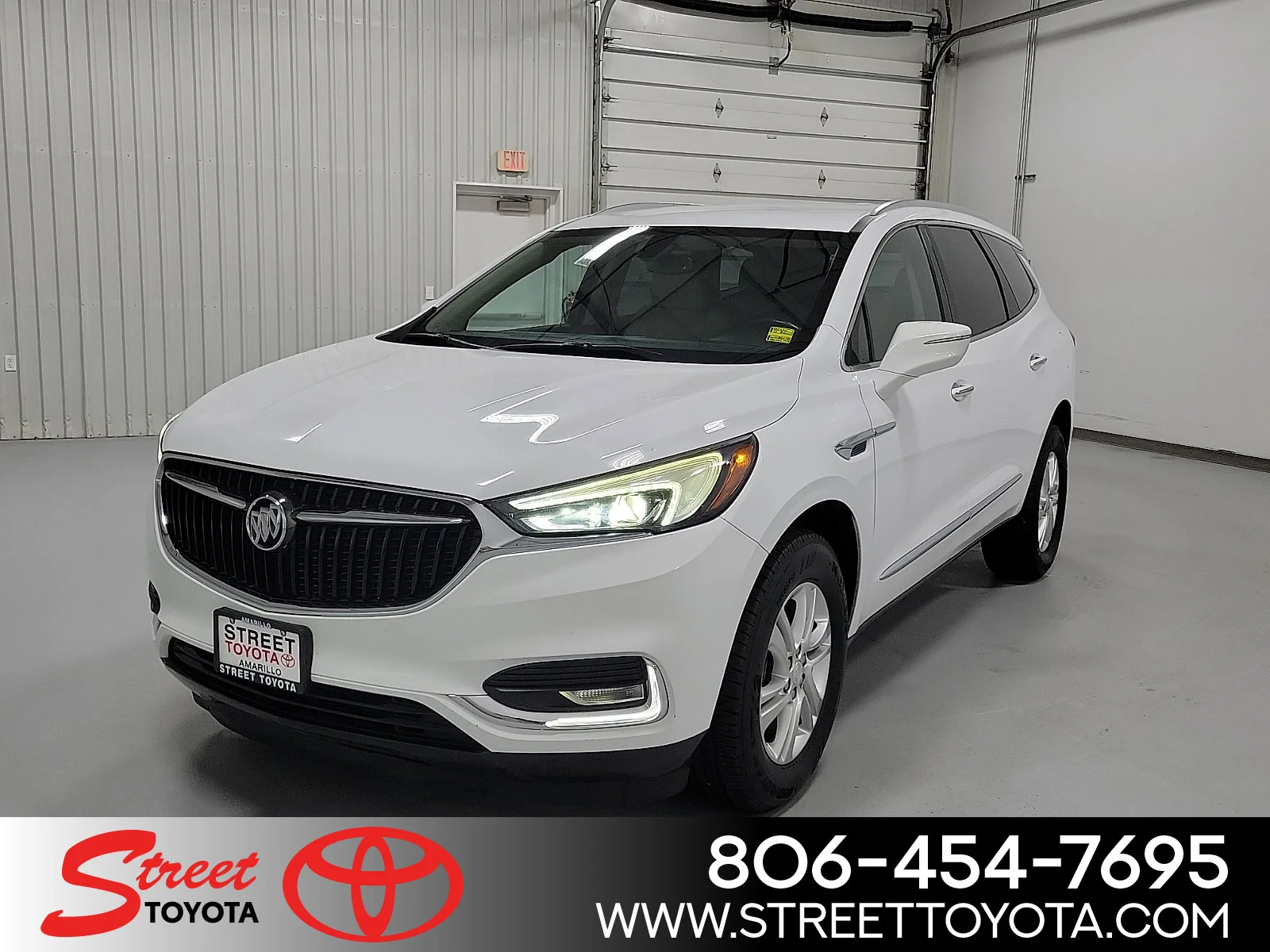 2019 Buick Enclave Essence's photo