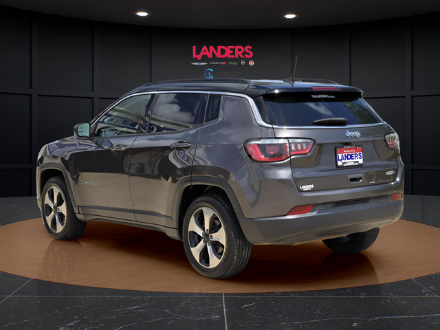 Certified 2018 Jeep Compass Latitude with VIN 3C4NJCBB5JT241057 for sale in Bossier City, LA