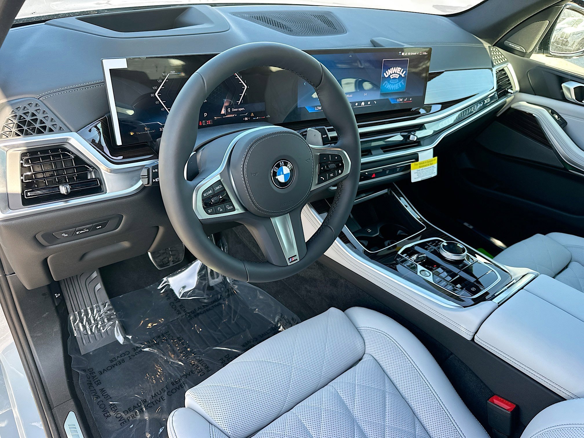 New 2026 Brooklyn Grey Metallic BMW sDrive40i image 7