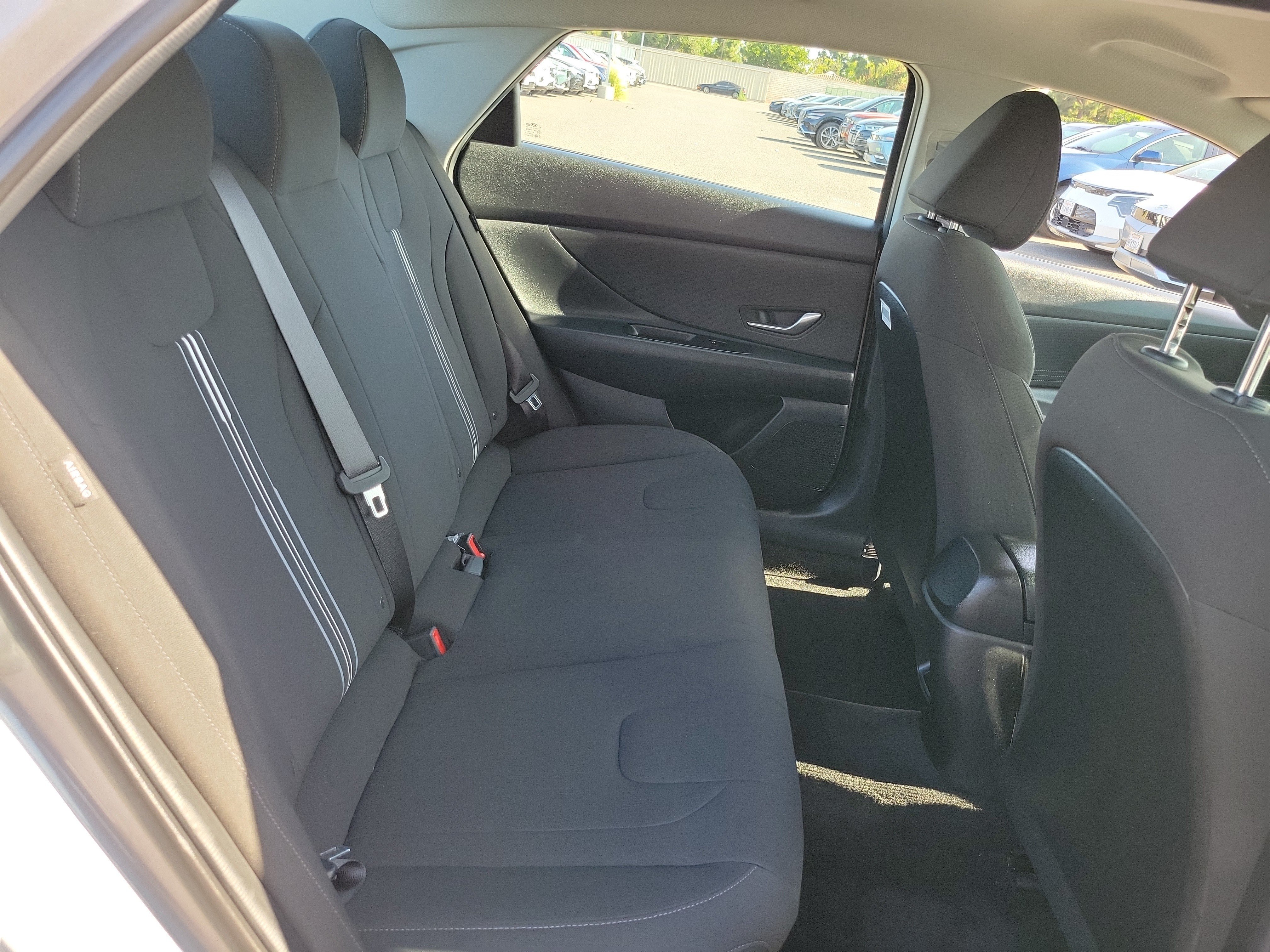 2024 Hyundai Elantra SEL - Photo 22