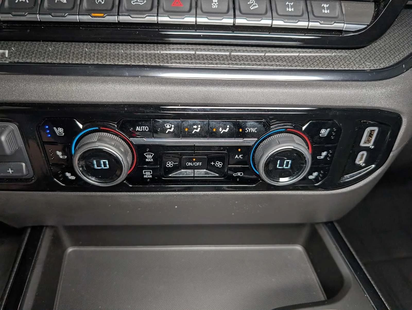 Used 2023 Sand Dune Metallic Chevrolet ZR2 image 31