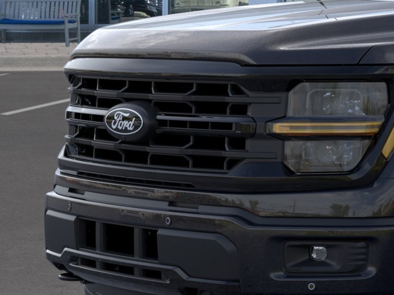 New 2026 Agate Black Metallic Ford XLT image 17