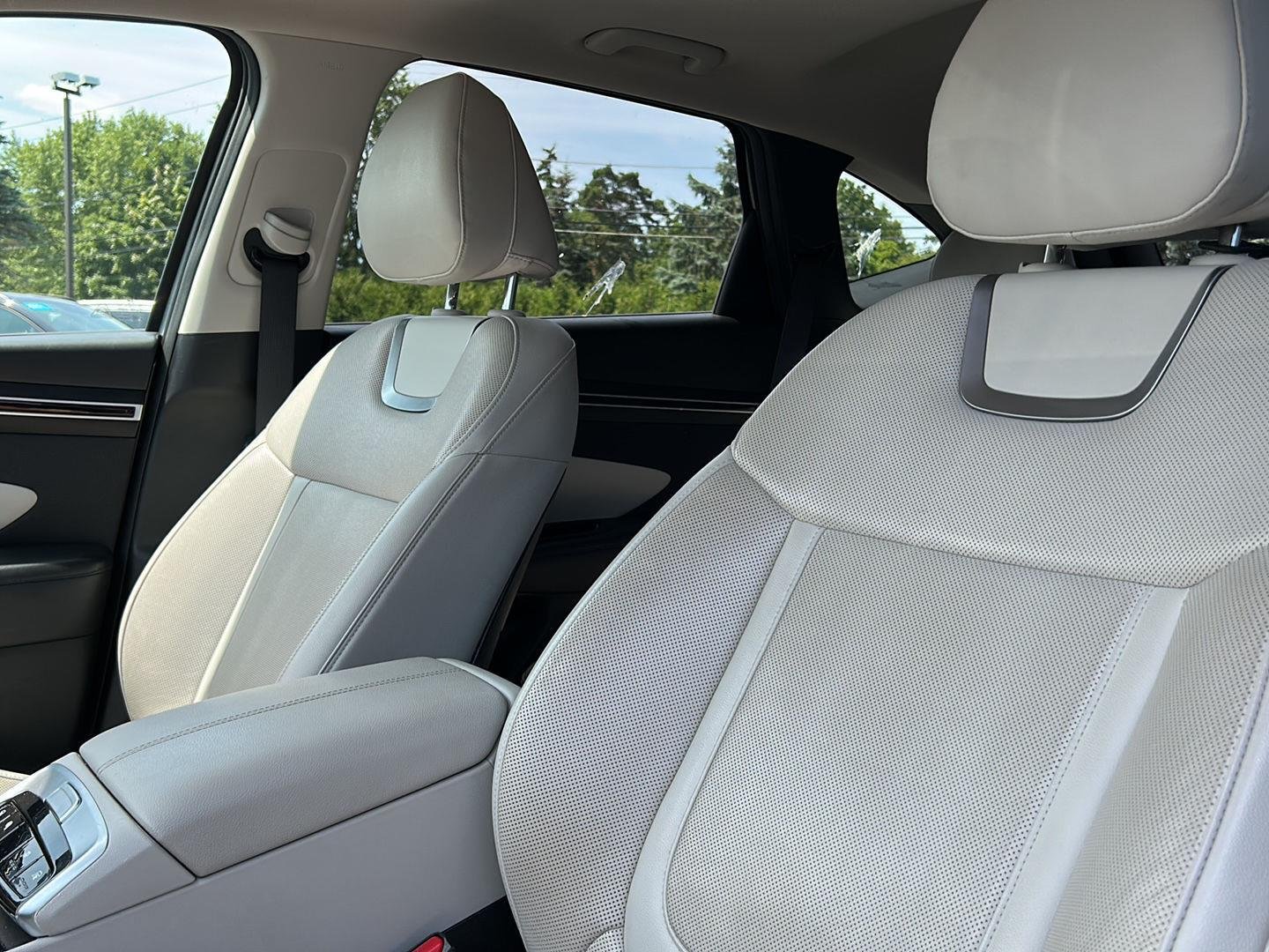 Used 2022 Shimmering Silver Hyundai SEL image 10