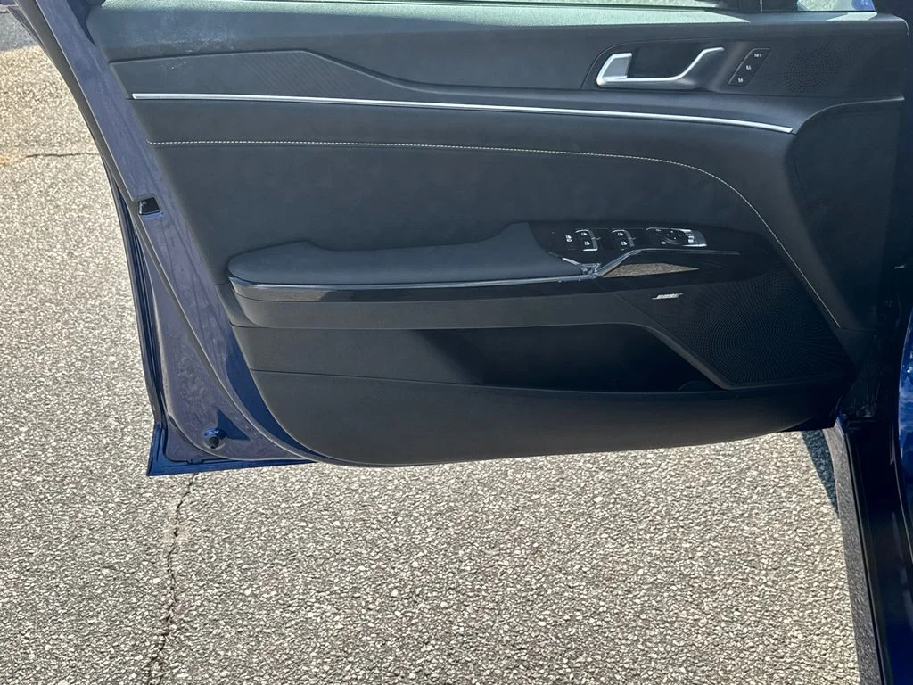 2026 Kia K5 GT - Photo 10