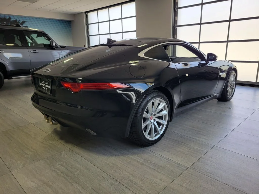 Used 2017 Black Jaguar Base image 6