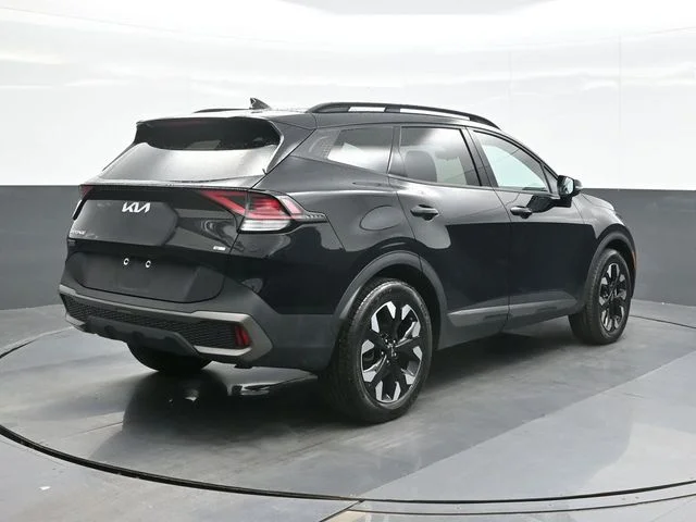 Used 2023 Black Kia X-Line image 9